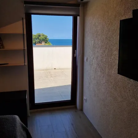Apartment Sunset Penthouse Casa Grzina